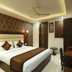 Hotel Red Velvet Suites At Delhi Airport New Delhi