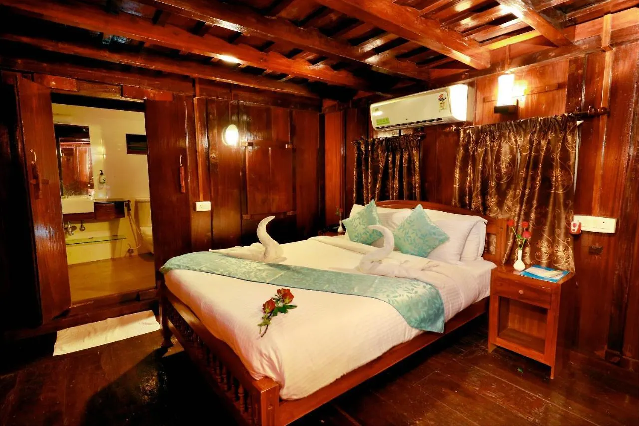 Triveny River Palace Hotel Alappuzha
